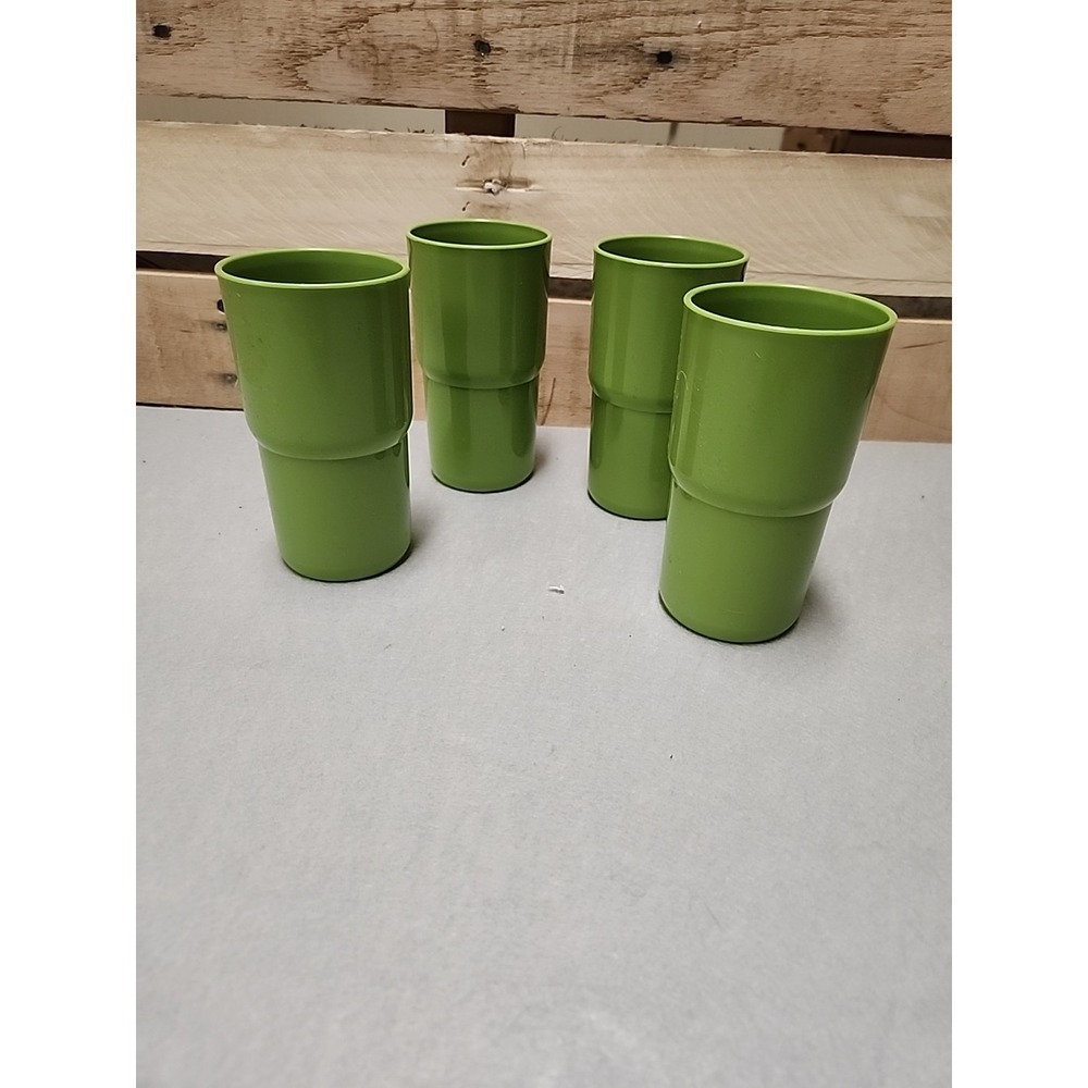 Tupperware Vintage Green Tumbler Set - (4) 12oz - #2412d -EUC